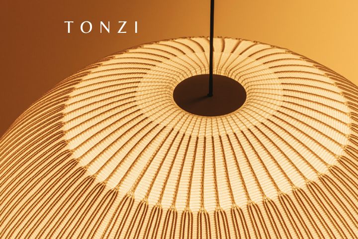 Luminária moderna em quarto sofisticado com luz quente — Luminária para Quarto Tonzi — Tonzi