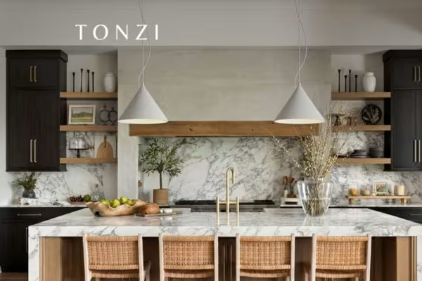 como-posicionar-luminarias-pendentes-em-bancadas-e-ilhas-da-cozinha