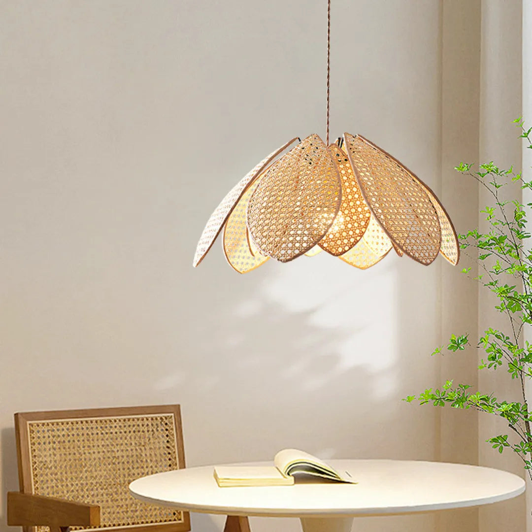 Luminária-Pendente-de-Fibra-Natural-em-Rattan