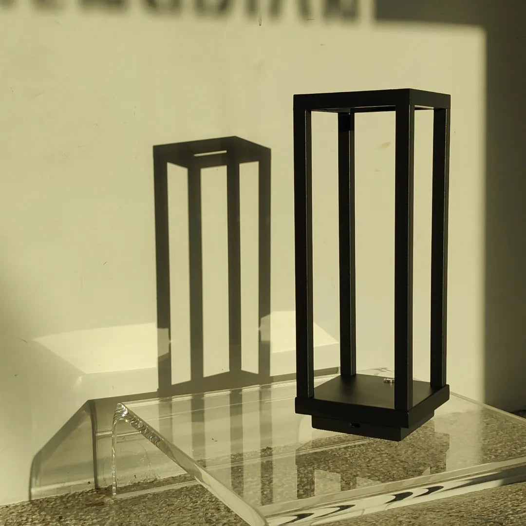Luminaria-de-Mesa-LED-Recarregavel-Zura