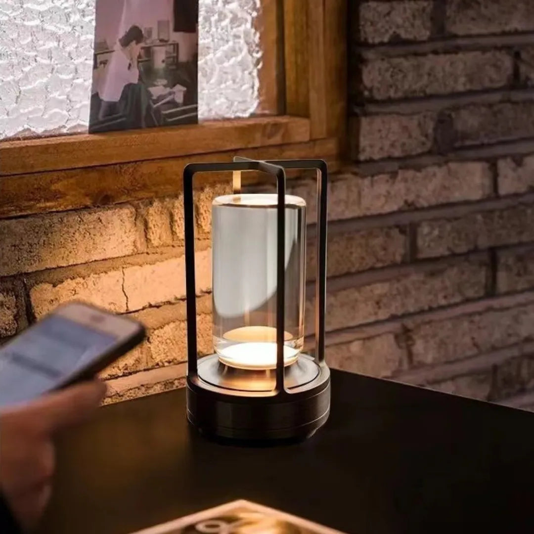 Luminaria-de-Mesa-LED-Recarregavel