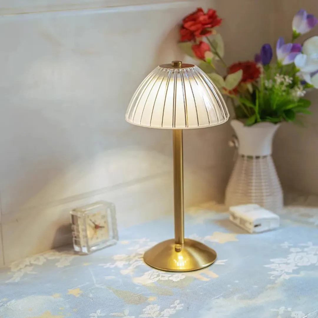 Luminária de mesa LED sem fio sensor touch Tonzi vista frontal mostrando portátil