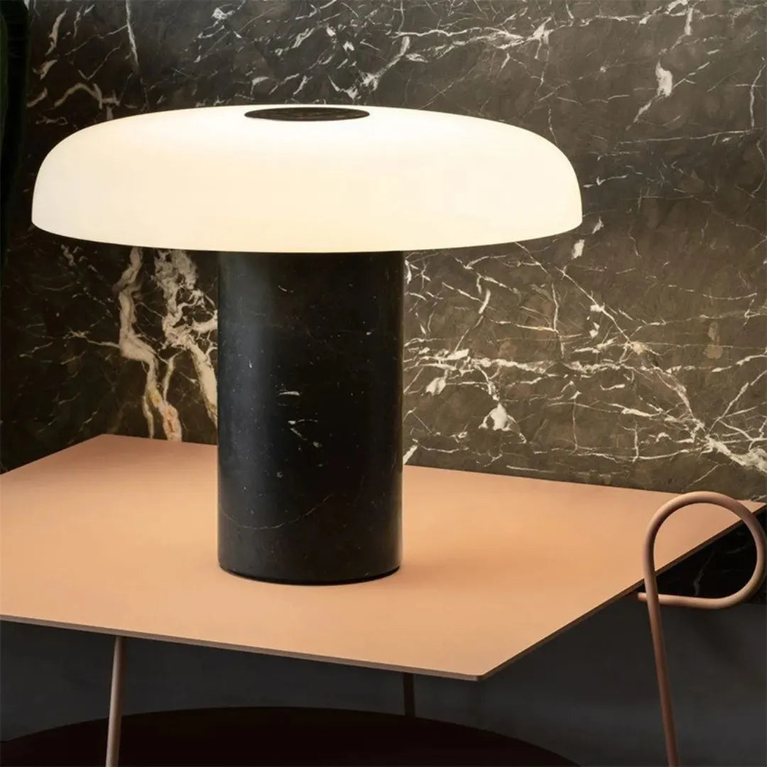 Luminária de Mesa Mármore Moderno Luno