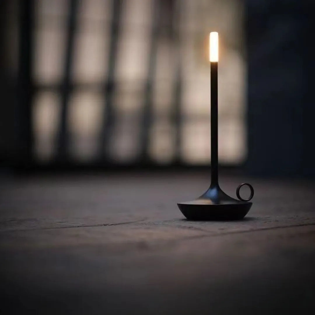 Luminaria-de-Mesa-Minimalista-LED-USB-Venti