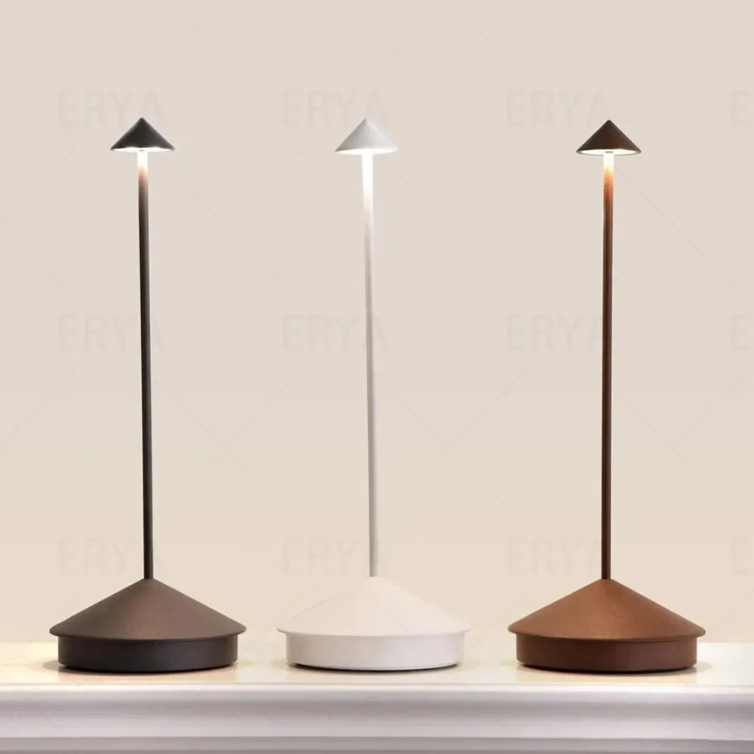 Luminaria-de-Mesa-Minimalista-USB-LED-Pinno