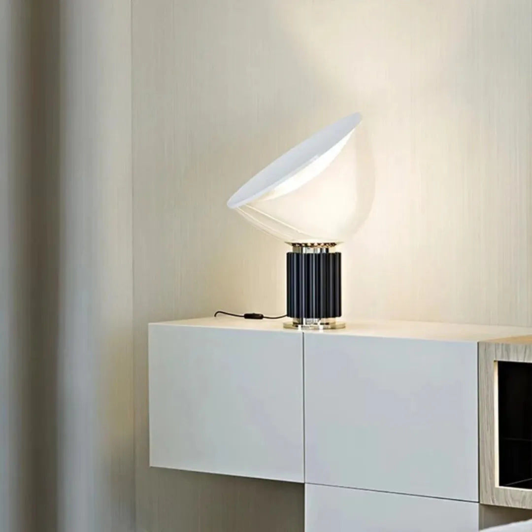 Luminária de Mesa Moderna Italian Taccia