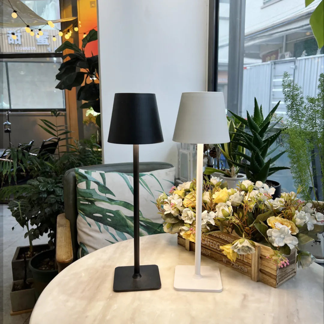 Luminária-de-Mesa-USB-Impermeável-Moderna-Nubi-Tonzi