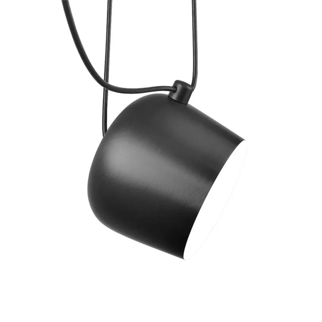 Vista lateral do pendente em alumínio escovado Ø24cm — Pendente Alumínio Ø24cm — Tonzi