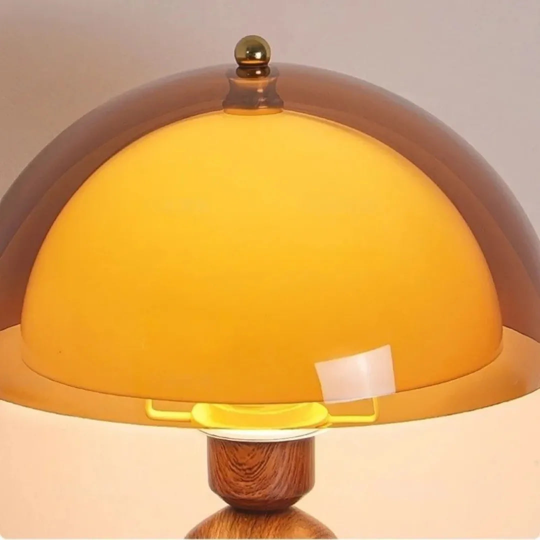 Luminária de mesa cogumelo Wabi Sabi Tonzi vista lateral com sombreamento natural