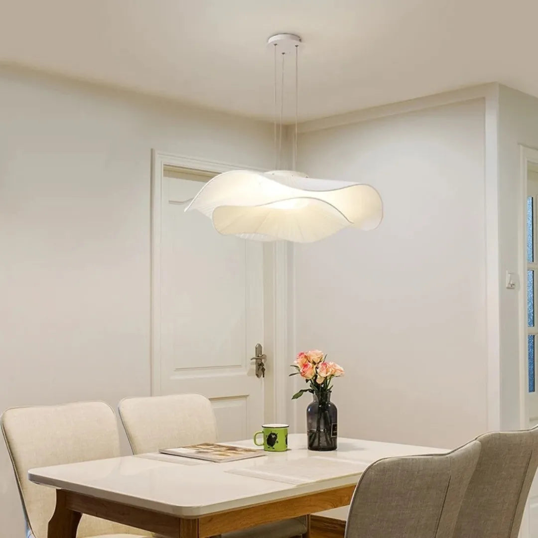 Vista lateral do pendente em tecido com LED — Pendente Tecido Branco — Tonzi