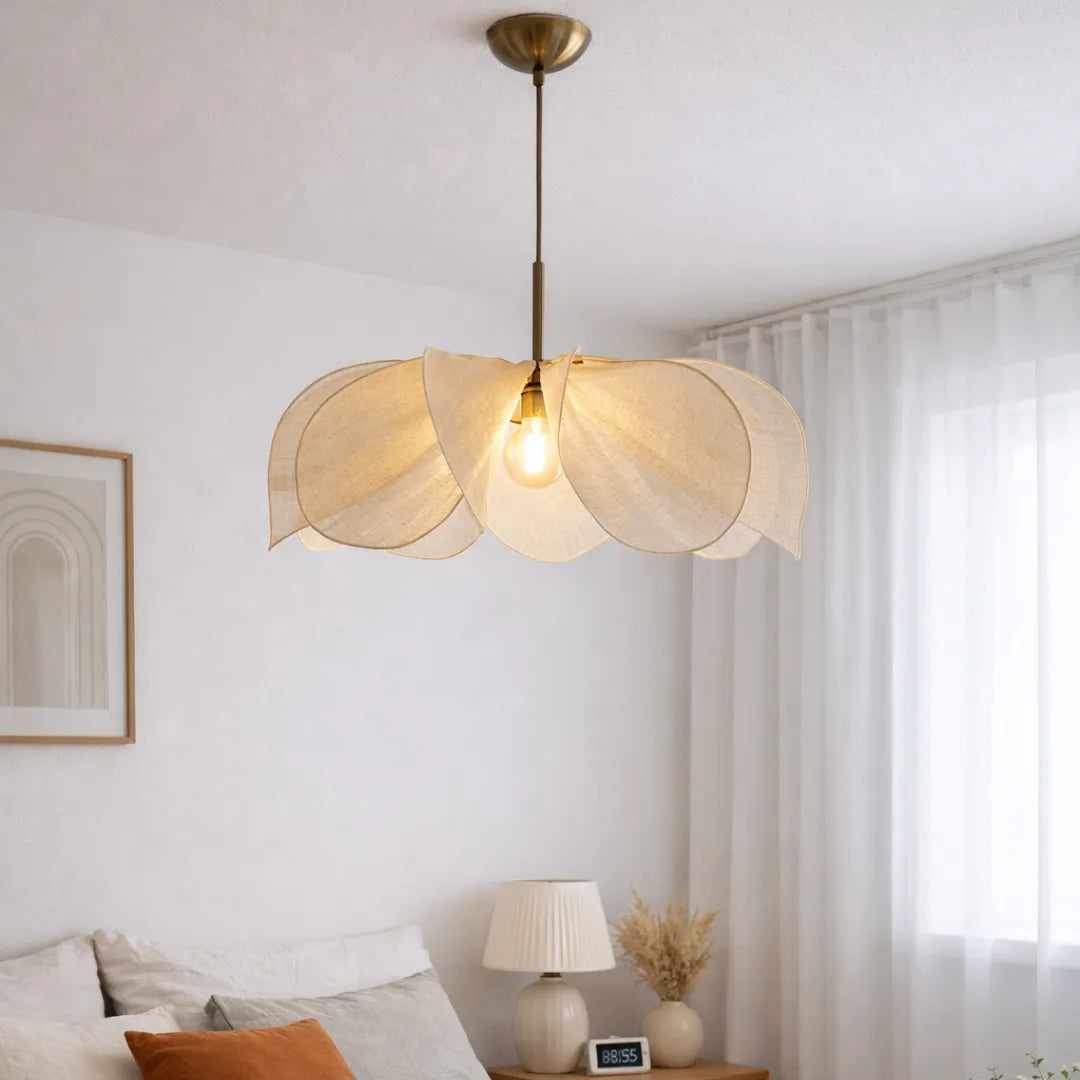 Luminária pendente wabi sabi com soquete E27 sobre balcão decorativo — Luminária Pendente Flor Japonesa — Tonzi