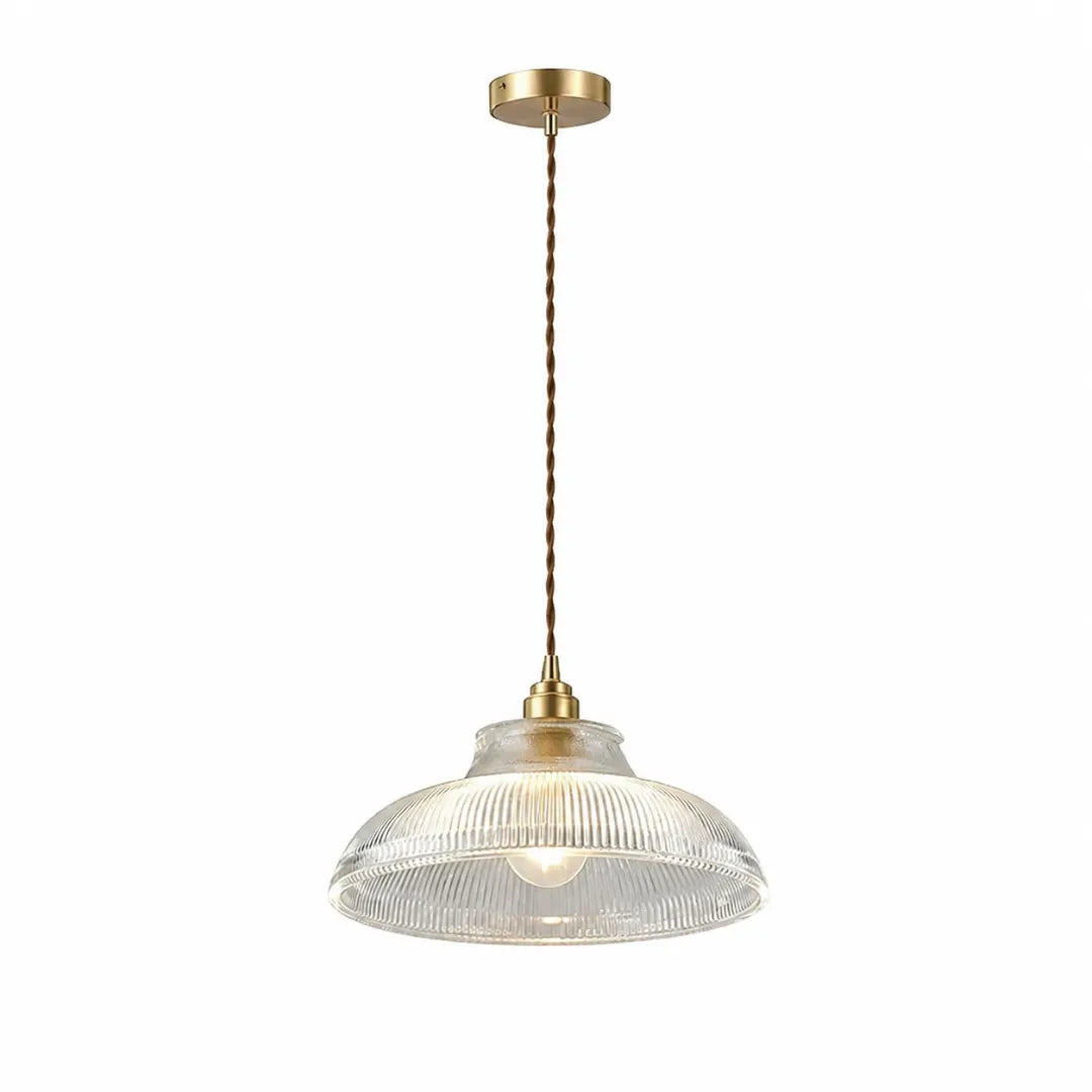 Pendente em vidro cristal transparente com cúpula estriada e haste em cobre polido em fundo branco — Luminária Pendente Vidro Cobre Retrô Nórdica Halo — Tonzi