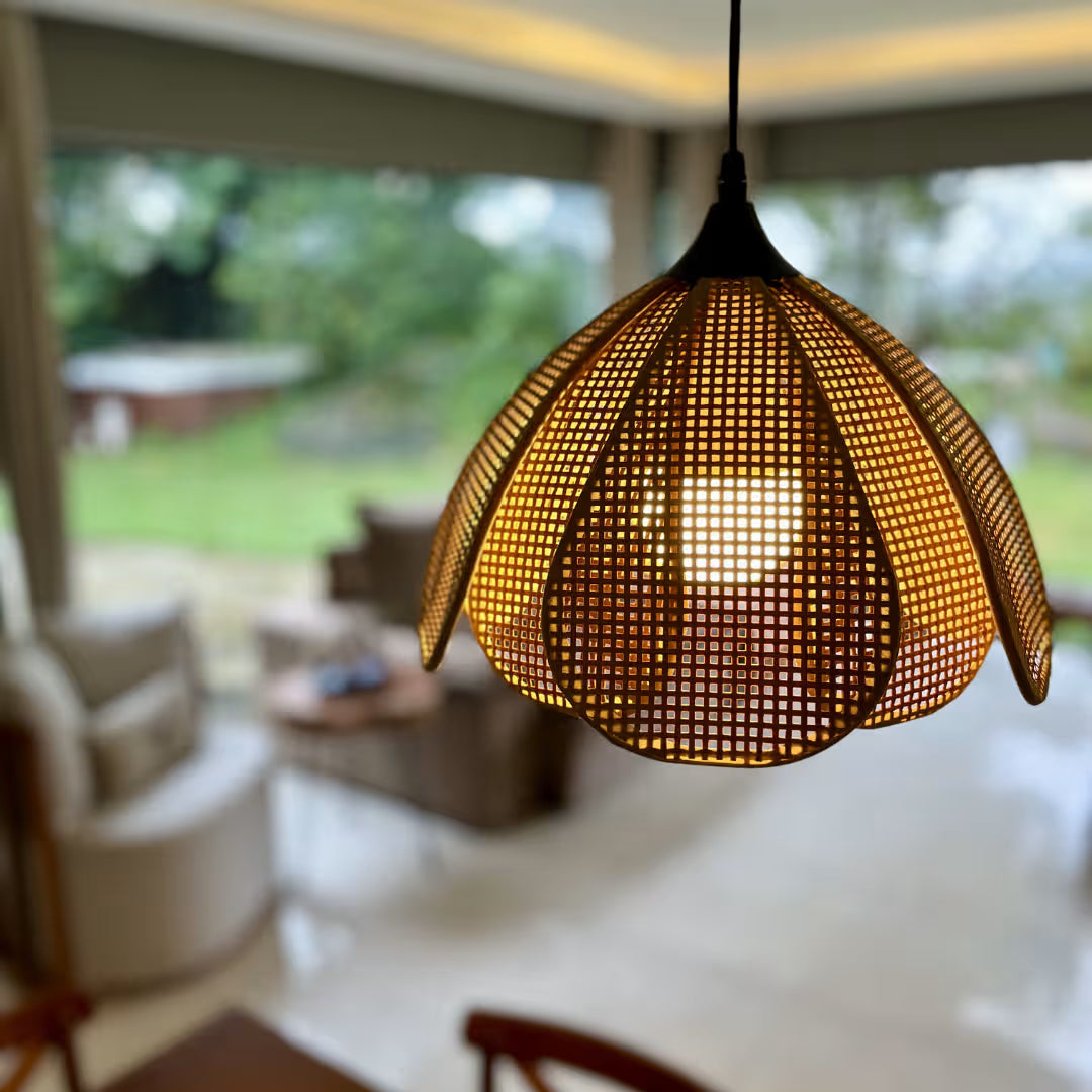 Lustre Pendente Moderno em Rattan Natural