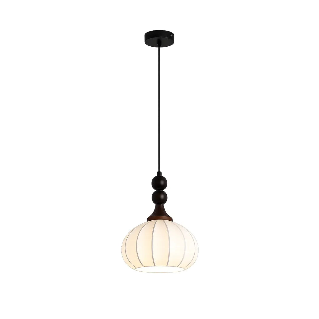 Lustre pendente em tecido com base em madeira maciça e ferro fotografado em fundo branco — Lustre Pendente Nórdico Tecido Madeira Moderno — Tonzi