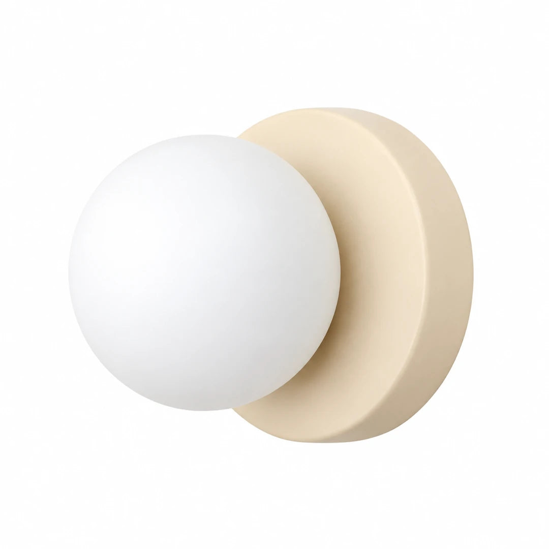 Arandela Globo Acrílico Moma Bege em fundo branco — Tonzi