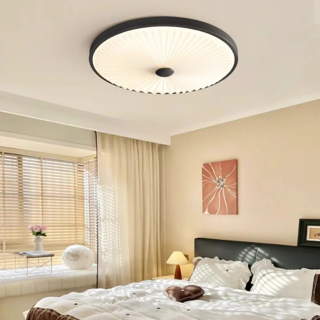 Plafon Arlo em quarto contemporâneo com LED uniforme — Tonzi