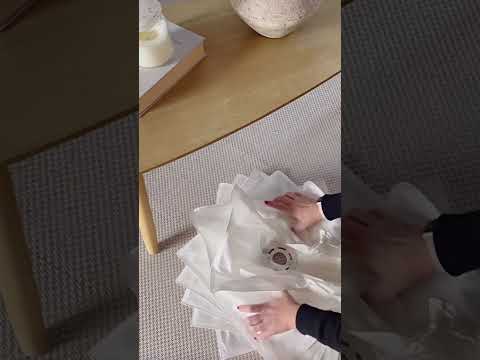 Vídeo Pendente Origami Papel Hana Tonzi em ambiente