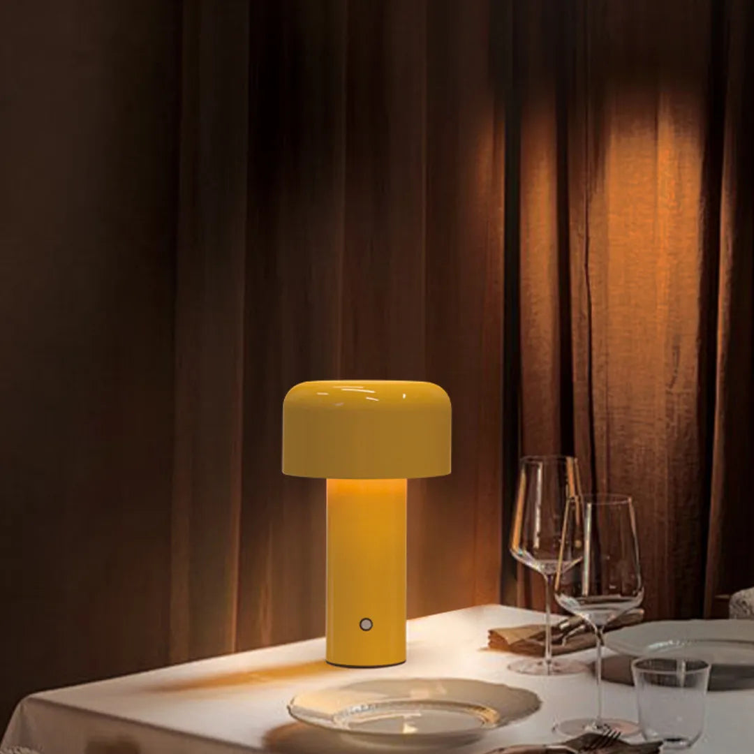 Luminária-de-Mesa-Abajur-Minimalista-Bellhop