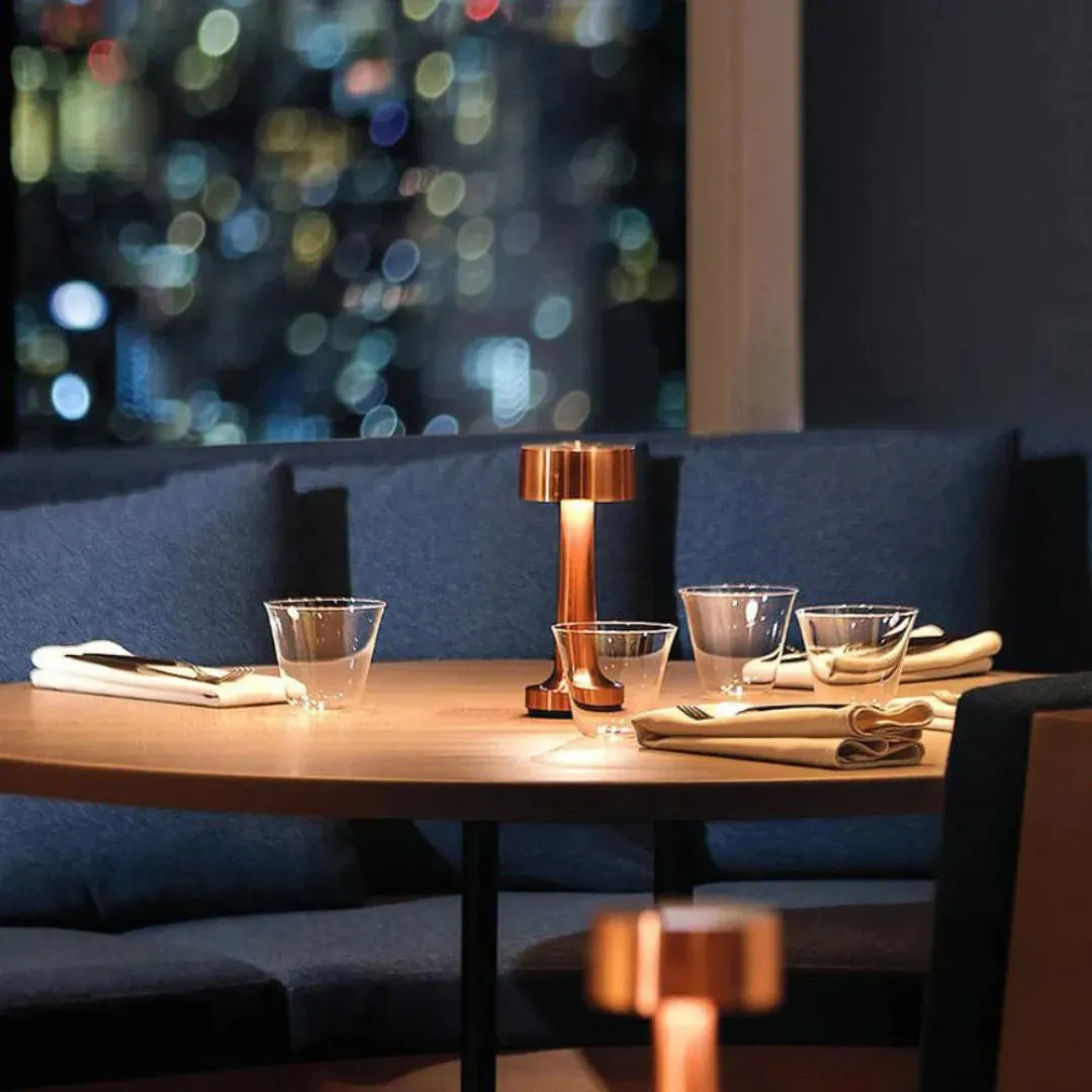 Luminaria-de-Mesa-Minimalista-USB-LED-Domo