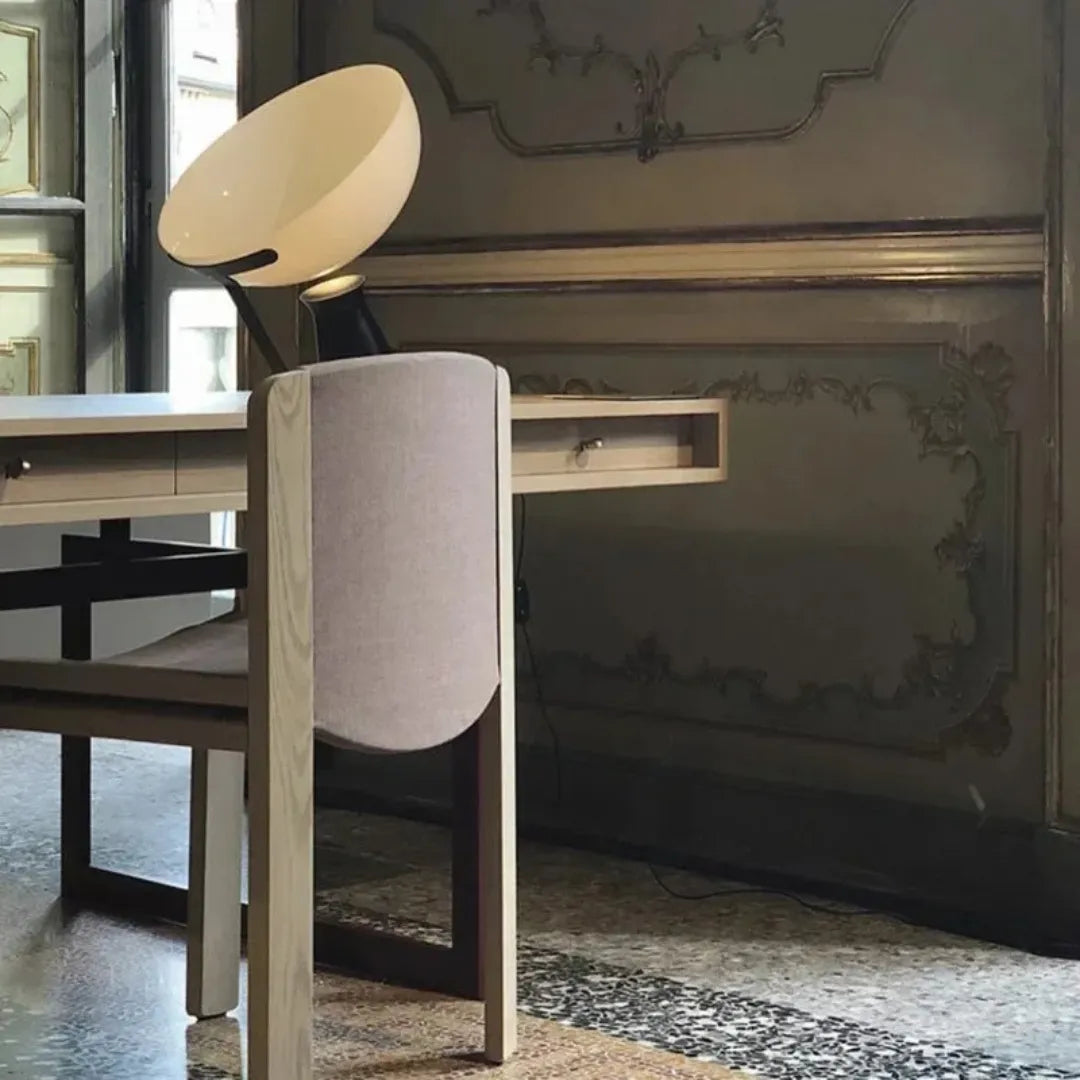 Luminária de mesa design dinamarquês leitura Virel