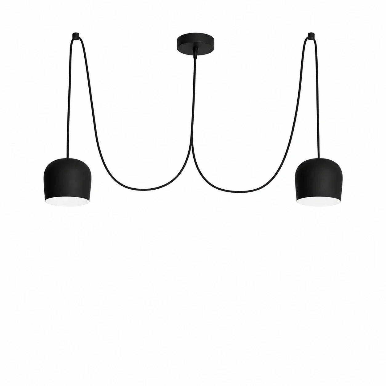 Luminária Pendente Moderna em Alumínio Preto com 2 Cúpulas Ø18cm em fundo branco