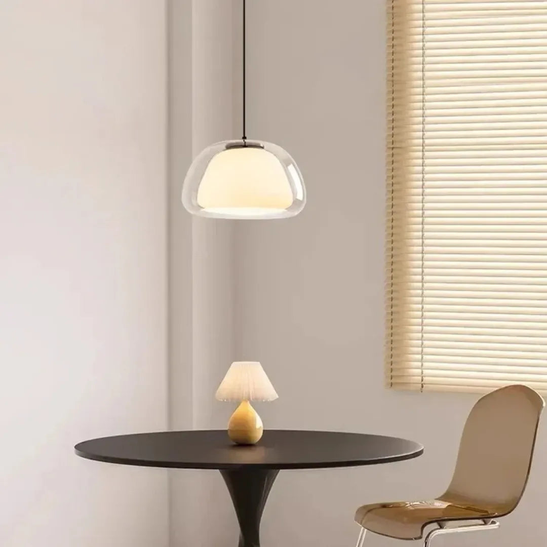 luminaria-pendente-sala-vidro-transparente-minimalista