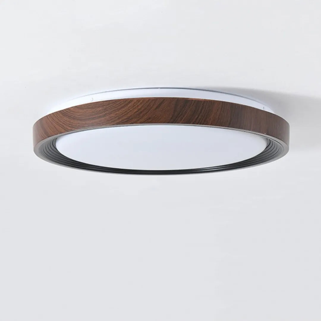 Plafon Orin em corredor minimalista com luz uniforme — Tonzi