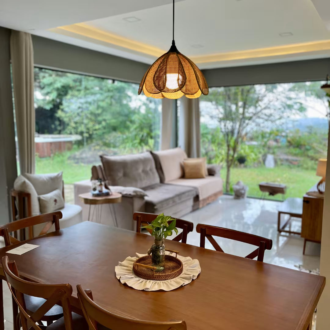 Lustre Pendente Moderno em Rattan Natural