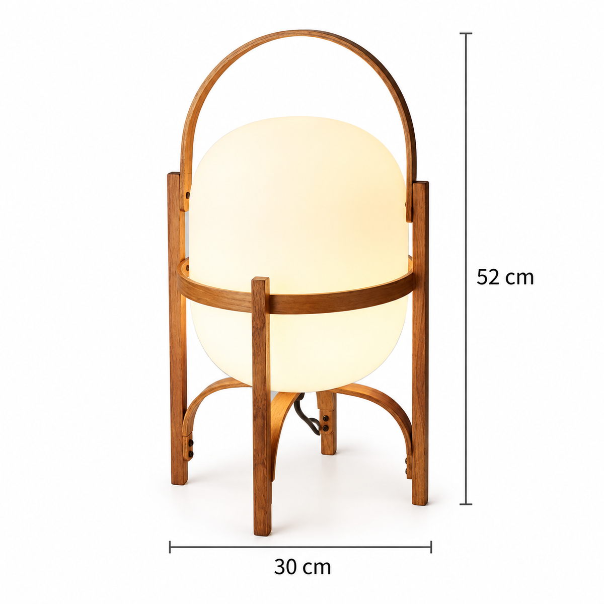 Medidas da luminária Nuri: 52 cm de altura e 30 cm de largura