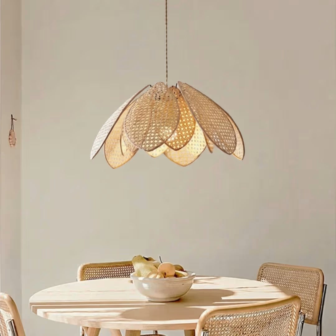 Luminária Pendente de Fibra Natural em Rattan